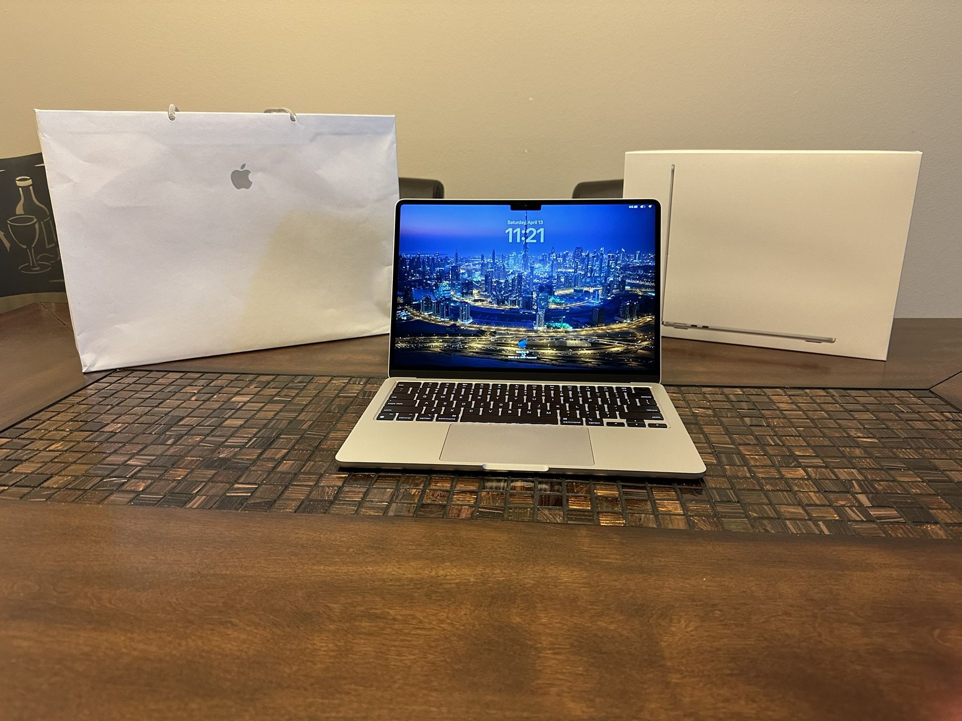 MacBook Air Like New With AppleCare 24GB RAM Must See