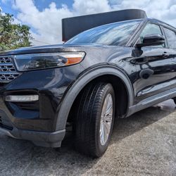 2020 Ford Explorer Limited 