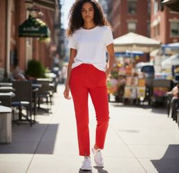 A.L.C. Red knit pull on slim pants with slit pockets and split front, size XS