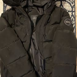 Black Canada Goose Jacket 🧥