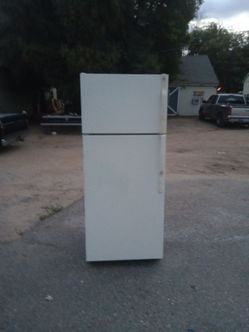 GE Refridgearator