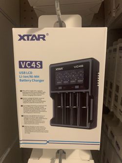 XTAR VC4S High End Li-Ion Battery Charger
