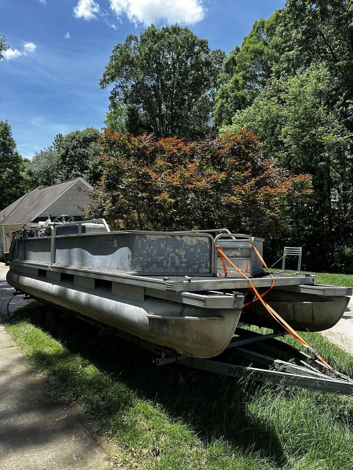 24’ Pontoon Boat For Sale