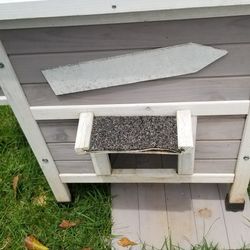 Cat House 