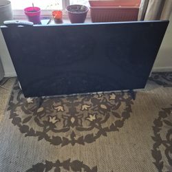 Broken TV 55 Inch