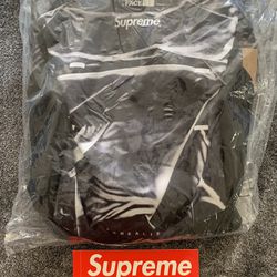Supreme / The North Face Backpack 