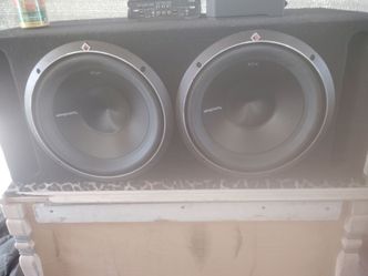 2  12"  Rockford Fosgate p3 ported box
