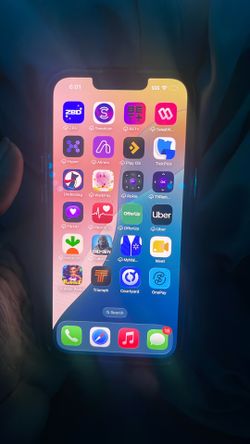 iPhone 16e