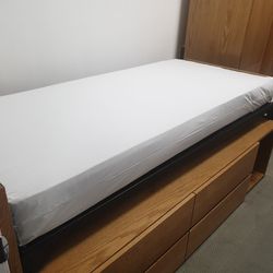 Twin mattress....many, looking for wholesale dealers and distributors