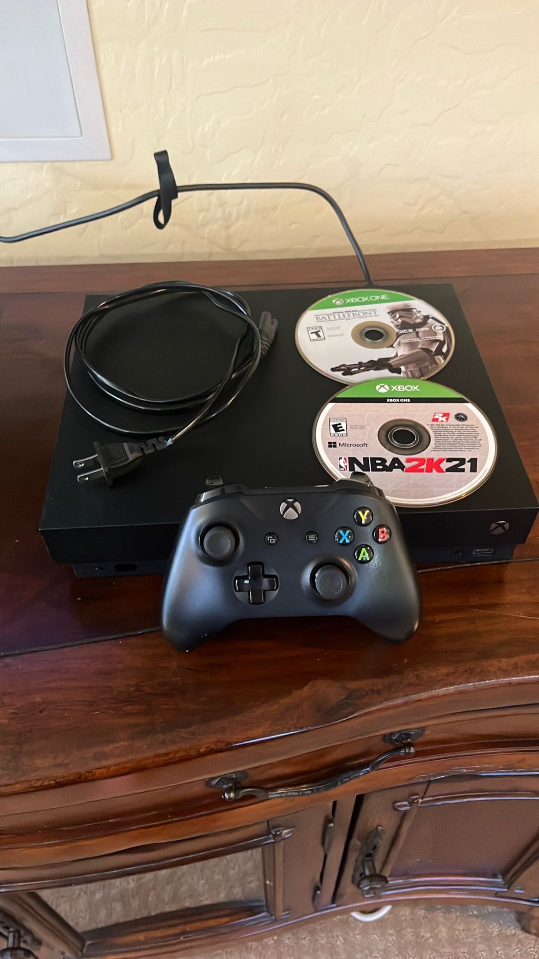 Xbox 1 X WITH CONTROLLER AND GAMES