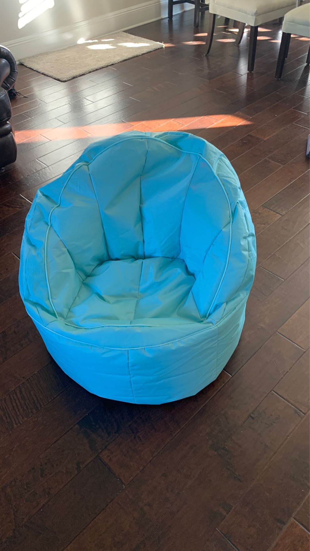 Kid’s chair