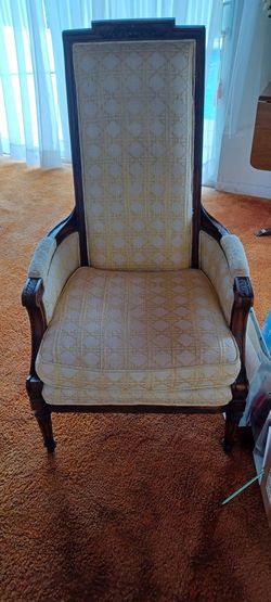 Vintage chair please read below