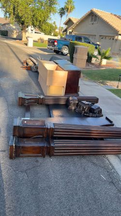 FREE. Tons of beautiful decor and furniture!!Must pick up before 5am tomorrow morning!’