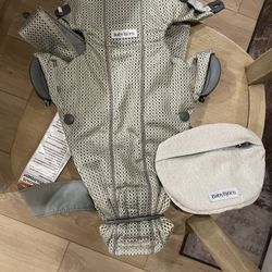 Babybjorn Mini Carrier 