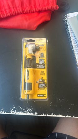 DEWALT MAXFIT ULTRA  3/8-inch square drive