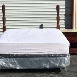 Queen Size Bed with Nightstand 