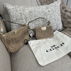 Coach Madison Gathered Signature Wristlet And Small Purse 