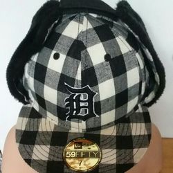 Flannel Detroit Tigers Cap With Ear Flaps - NWT