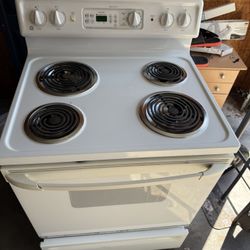 White Stove working Perfectly 