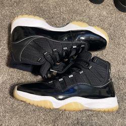 Jordan 11s