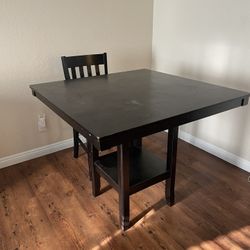 Table MOVING SALE