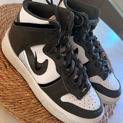 Women's Size 6  Nike  Dunk High Up Casual Shoe White Cargo Khaki