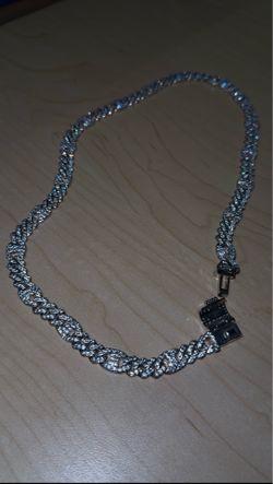 Iced Mariner Cuban Chain in White Gold- 9mm 22 in
