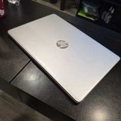 HP 15.6" Touchscreen Business Laptop 32GB RAM, 1TB SSD