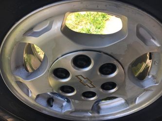 I have rims, Chevrolet Silverado, size 16, 2 tires is 50% good but 2 other tires are no good… I have all center caps for the rims, I also have bolts