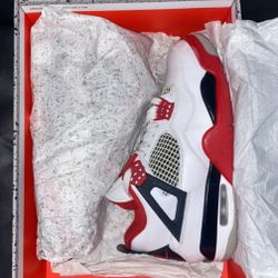 Retro Jordan 4 Fire Red Size 8