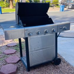 🔥 KENMORE 4-Burner Propane Gas Grill w/ Side Burner & Electronic Ignition 🍔🌭🔥 📍 Pickup near s. Durango & 215, Las Vegas  💲 $45  Ready for summer
