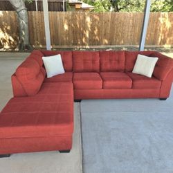 Brand New Condition Sofa Couch Great Condition 