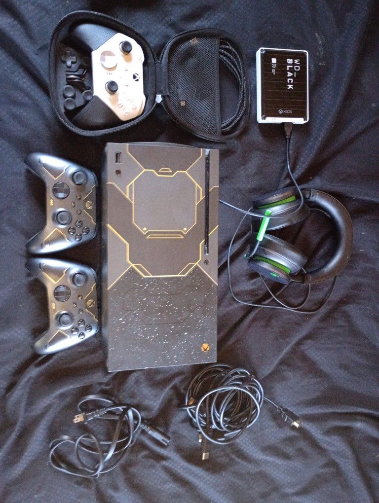 X Box Series X Halo Infinite Limited Edition