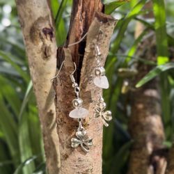 Handmade Summer Dangle Earrings 🌸