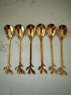 Set of 6 Gold-Tone Decorative Spoons – Brand New