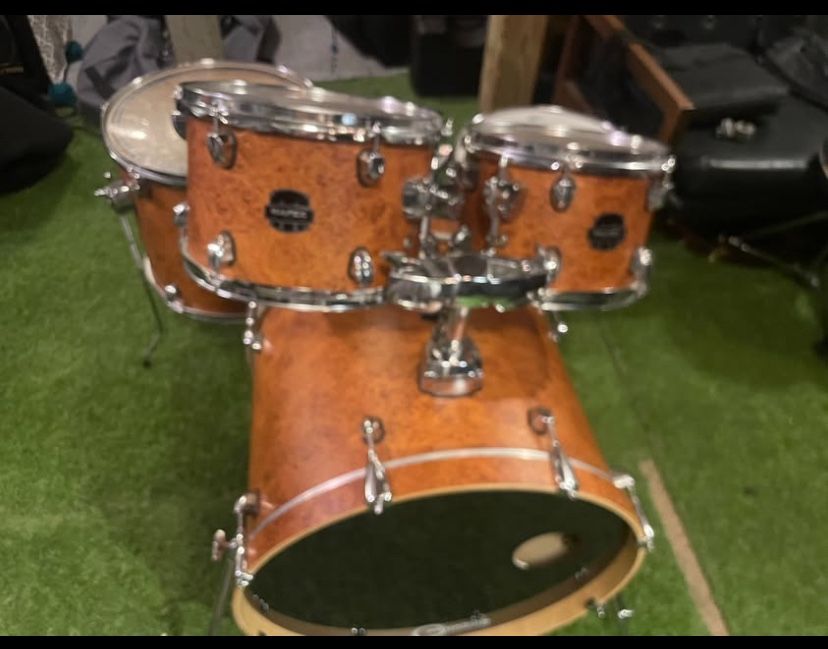 Mapex Drum Set