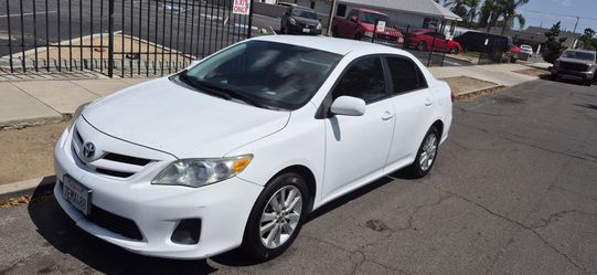 2012 toyota corolla