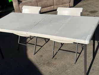 Lifetime Folding Table with 2 Chairs