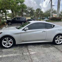 2011 Hyundai Genesis Coupe