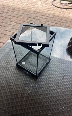 Glass Enclosure, With Lip Like New 8x8
