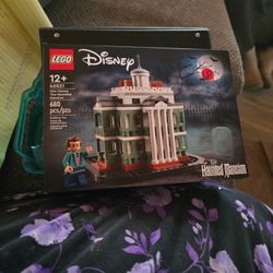 Lego 40521 Mini Build Disney HAUNTED MANSION 680 Pieces NEW Sealed minifigure