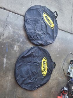 Mavic Road Bike Padded Round Zipper Wheel Bags- 700c Diameter