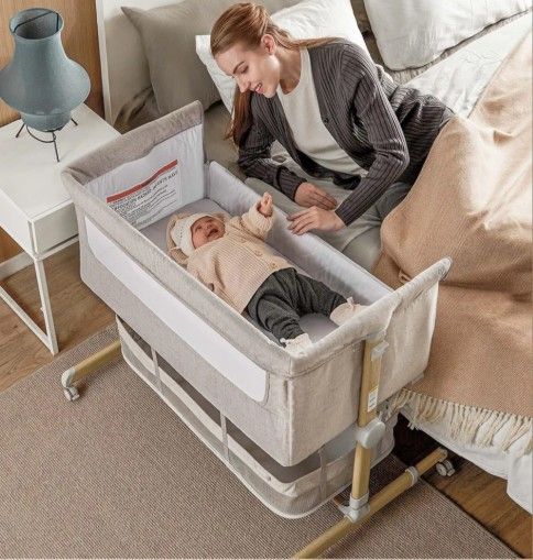 Newborn Baby Bassinet/ Bedside Sleeper RRP $158