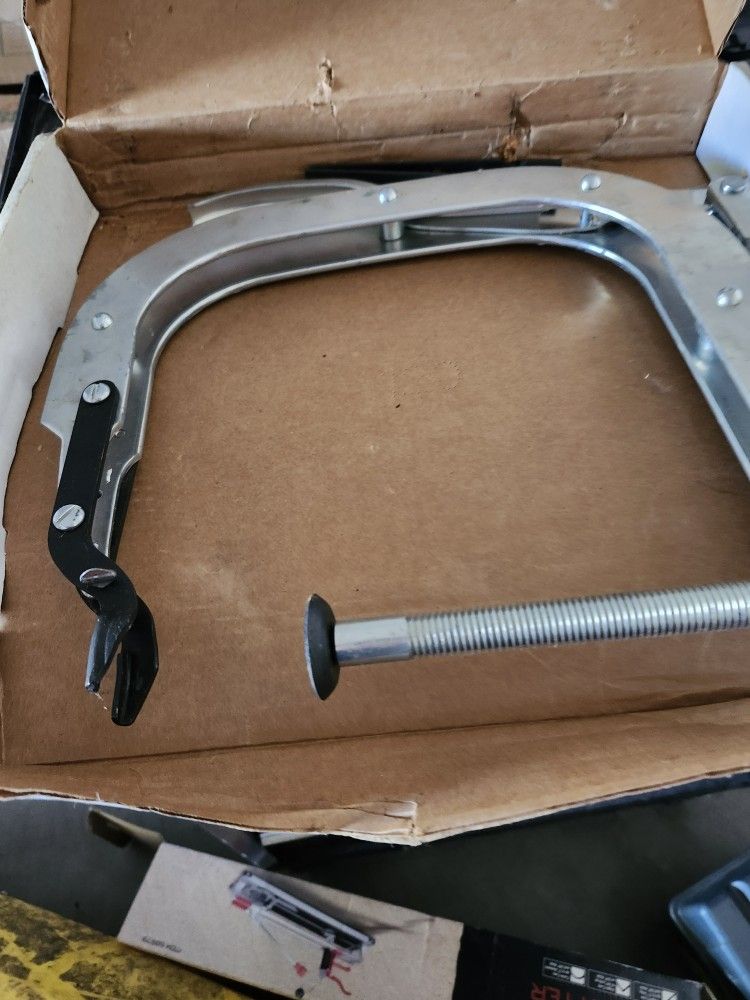 Valve Spring Compressor