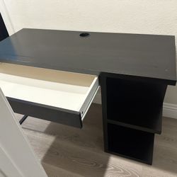 IKEA Micke Desk