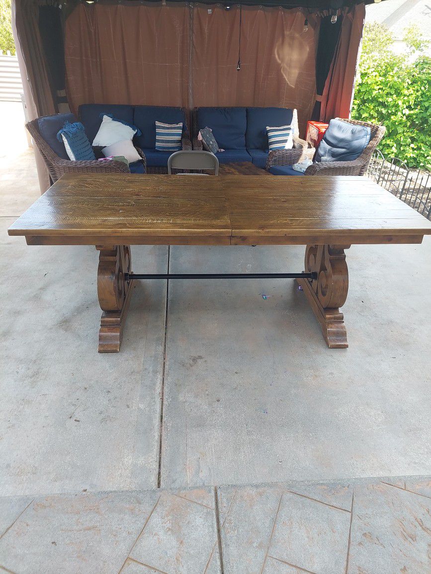 Hard Wood Expandable Dining Table, It's Original Price Is 1800 Dollars