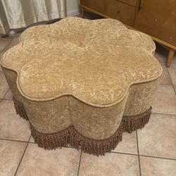 Vintage ottoman