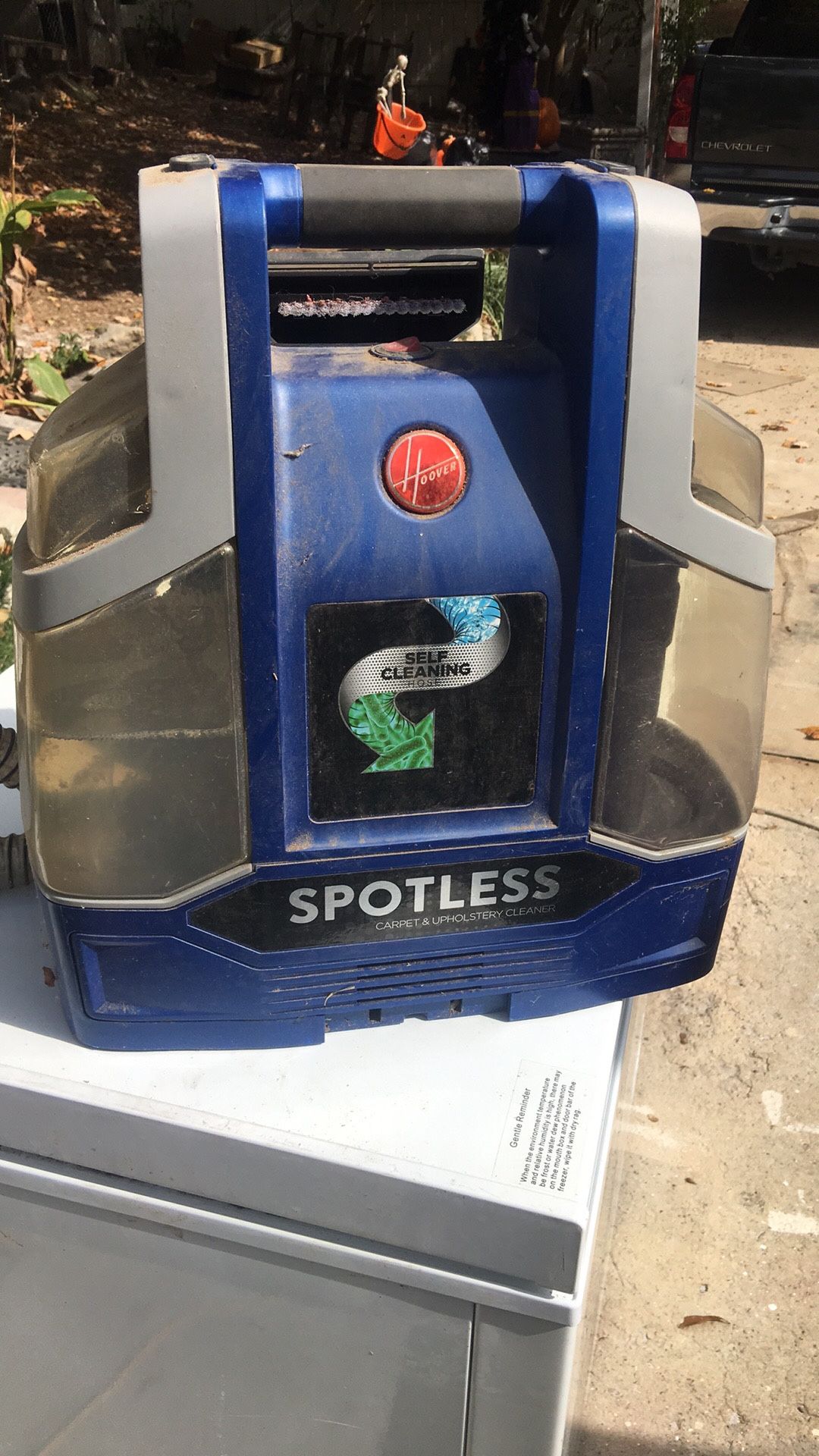 Spot Remover Carpet Shampooer
