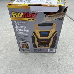 Everstart Maxx Jump Starter 