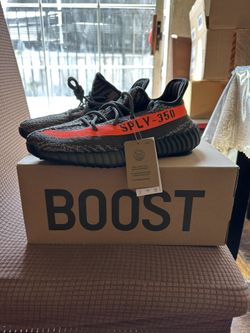 Yeezy Boost 350 V2